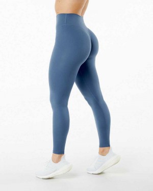 Blue Women's Alphalete Alphalux Wonder Leggings | UAE-276940