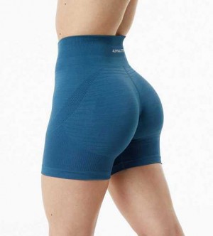 Blue Women's Alphalete Ozone 5.5" Shorts | UAE-412683