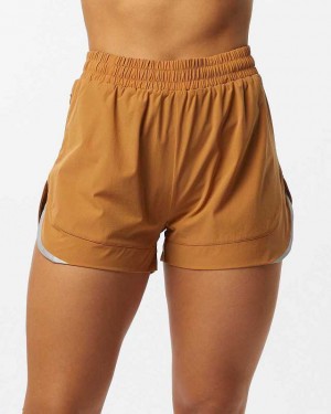 Brown Women's Alphalete Stride 3" Shorts | UAE-293015