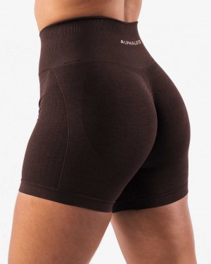 Chocolate Women's Alphalete Amplify Contour 5" Shorts | UAE-796304