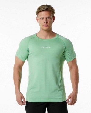 Green Men's Alphalete Ozone Short Sleeve Shirts | UAE-085943