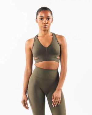 Green Women's Alphalete Stratus Sports Bra | UAE-539601