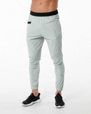 Grey Men's Alphalete Studio Jogger | UAE-702594