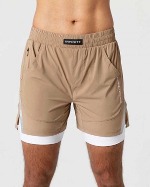 Khaki Men's Alphalete Infinity Speed 5.5" Shorts | UAE-438027