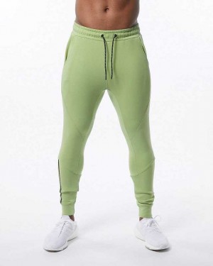 Light Green Men's Alphalete ELMTS Cuffed Jogger | UAE-520371