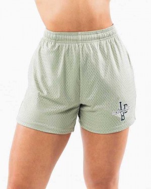 Olive Women's Alphalete Signature Mesh 4" Shorts | UAE-218904