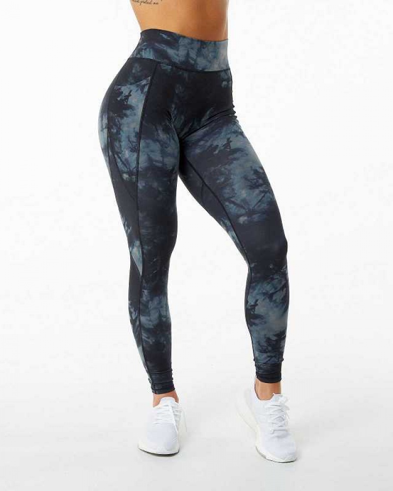 Black Women's Alphalete Surface Pocket Leggings | UAE-278015