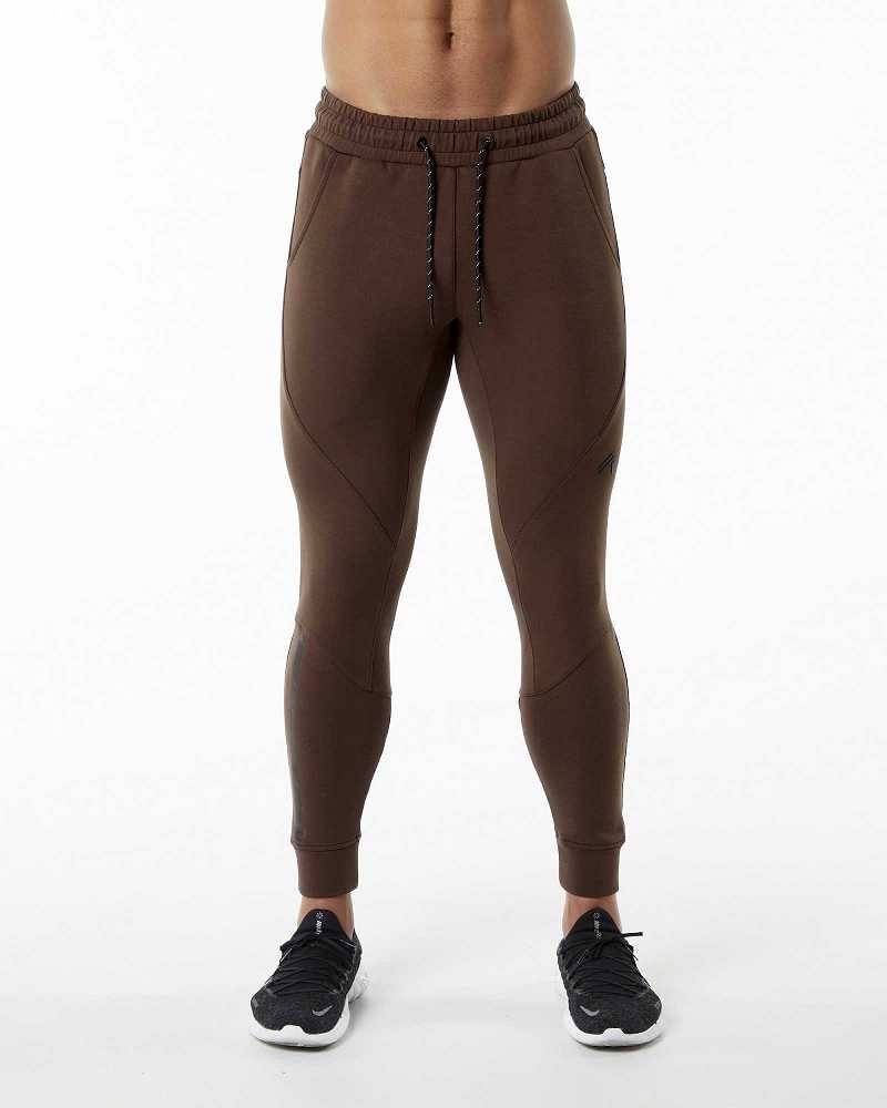 Brown Men\'s Alphalete ELMTS Cuffed Jogger | UAE-560431