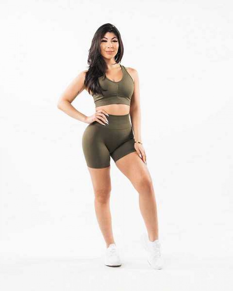 Dark Green Women's Alphalete Amplify 4.5