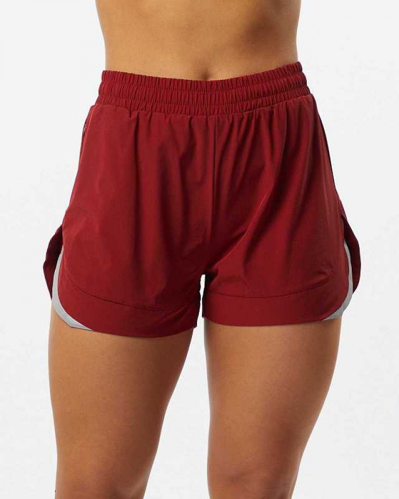 Red Women\'s Alphalete Stride 3\