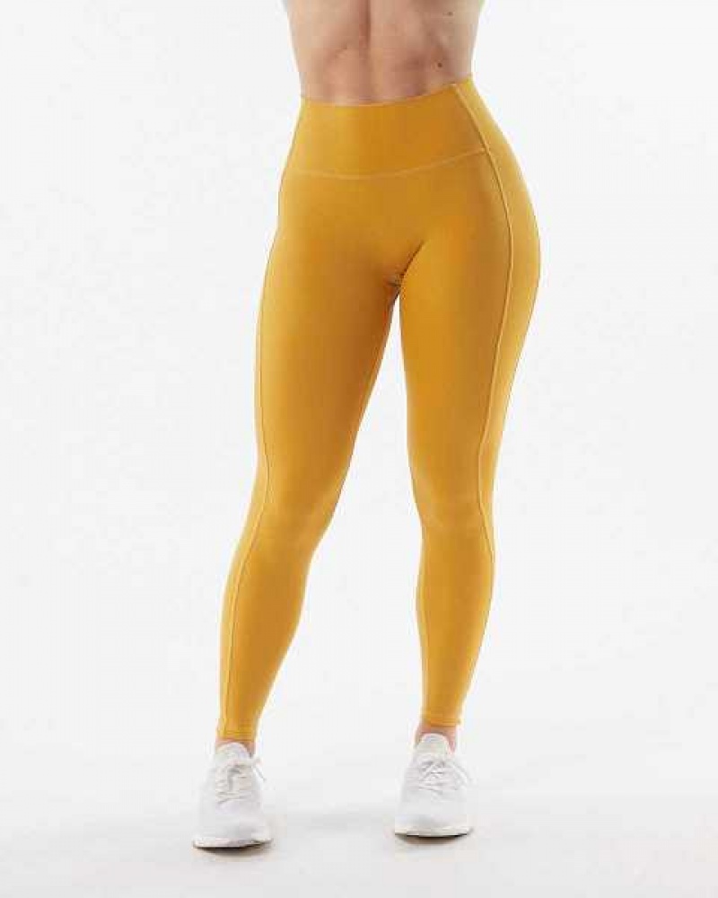 Yellow Women's Alphalete Pulse Kinetic Leggings | UAE-837219